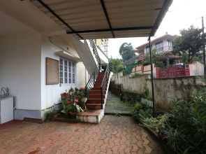 OYO 9156 Home Hill Top 2BHK Near ITI Junction