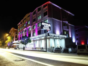 Grand Ari Hotel