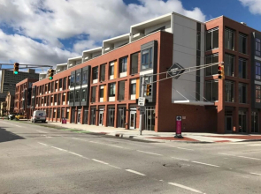 FRONTDESK District at 6th Des Moines