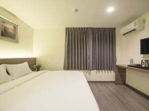 Sovereign Group Hotel