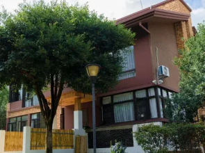 Tangshe Hot Spring Villa Homestay
