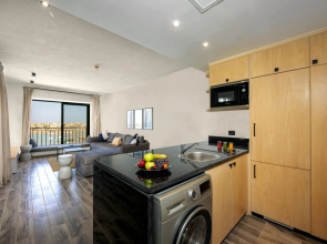 Creek Hotel and Residences El Gouna
