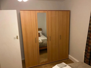 Impeccable 2 bed Flat in Ashford Near Ashford Int