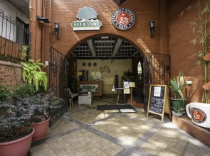 Capital O 729 Oak And Stone Bed And Breakfast