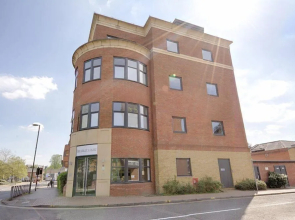 Roomspace Apartments -Bradley Court