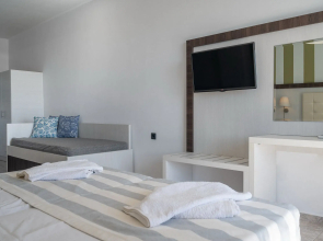 Mythos apartments
