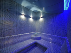 Azura Park Residence