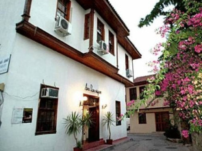 Mavi & Ani Pansiyon