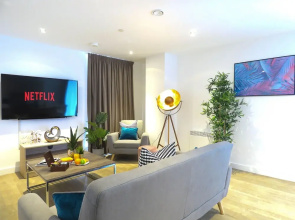 Tudors eSuite Grand Central Aparthotel