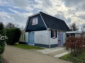 Holiday Bungalow With Wifi Near Beach