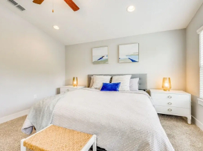 Pet-friendly Townhome, 1 Mi to Southbank Riverwalk