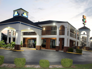 Days Inn by Wyndham Franklin