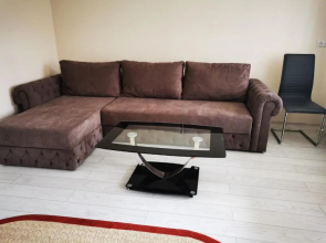 Cozy house with garden close to the city center and Airport Maximum four persons