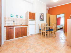 Beautiful Apartment in Grebastica With 2 Bedrooms and Wifi