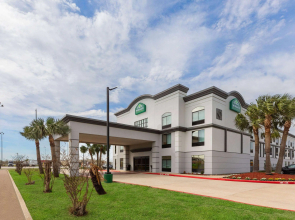 Wingate by Wyndham Sulphur Near Lake Charles