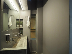 Leo Leisure Hotel at Central Market