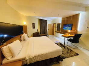 Best Prime Hotel