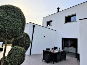 Quite Holiday Villa in Benodet