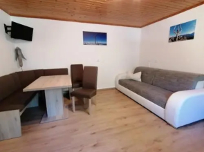 Ferienwohnung / Zimmer Prast