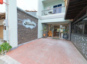 Jeonvill Travellers Inn by RedDoorz