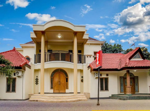 Oyo 2300 Ansori Homestay Syariah