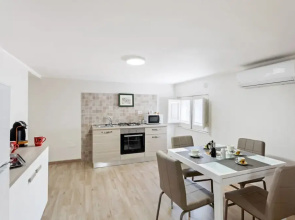Villa Bellini Cosy Flat