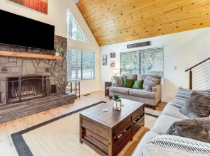 Munds Park Oasis w/ Hiking Access & Fire Pit
