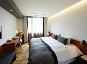 Seoul Hotel ShinShin Myeongdong