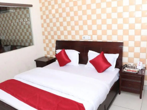Hotel Highland Inn by OYO