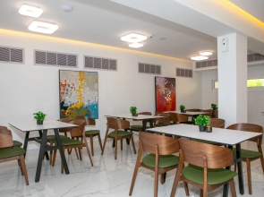 Best Western Plus Larco Hotel