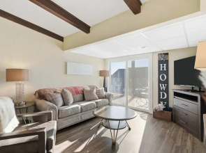 Lakin it Easy! Condo for 2