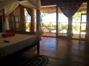 Domokuchu Beach Bungalows