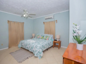 Roatan Ocean View - Ground Floor 2 Bedroom Apts