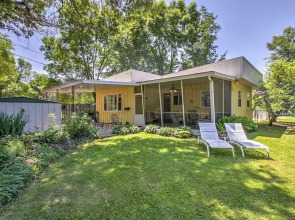 Walk to River! 'it's A Wonderful Life' Cottage