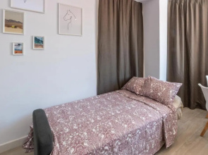 Beachfront 1BR Centre - Las Palmeras