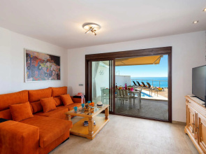 Villa Luisa Seaview 1 Casasol