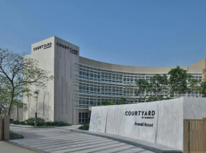 Courtyard by Marriott Aravali Resort