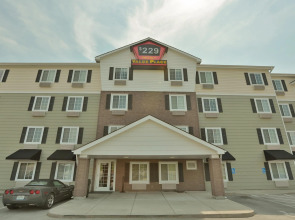 WoodSpring Suites Kansas City Liberty