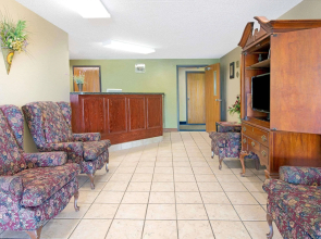 Super 8 By Wyndham St. Clair Mo