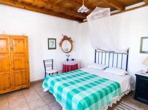 Levantes - Walk To Beach - AC WIFI