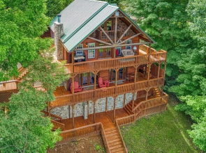 Luxe '3 Bears Cabin' on Watauga Lake w/ Decks!