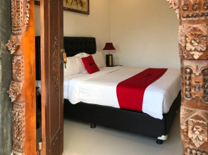 RedDoorz Plus near Dreamland Beach