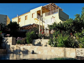 2 Apartments Sharing Garden and Pool