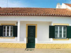 House with One Bedroom in Santarém, with Pool Access, Furnished Terrace And Wifi