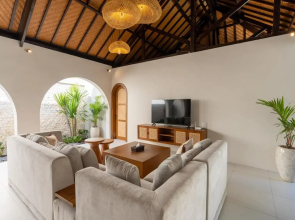 Jimbaran Bay Villas