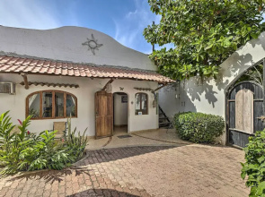 Sayulita Condo: Walk to Beach, Plaza & Dining!