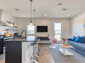 The Carter 403 by Avantstay Mins to Downtown