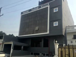 Hotel Golden Tulip'z