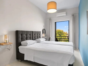 Sun Beach Apartments in Chania 10 & 13
