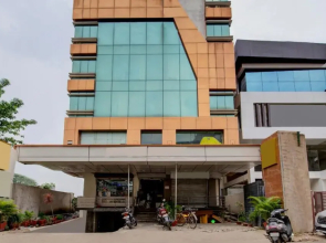B&B Hotel by OYO Rooms